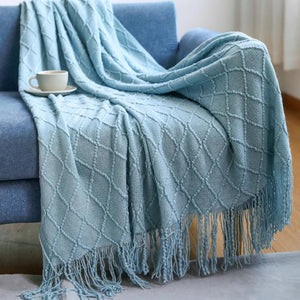 InyaHome Geometric Throw Blanket with Fringe – Decorative Winter Throw for Couch & Sofa