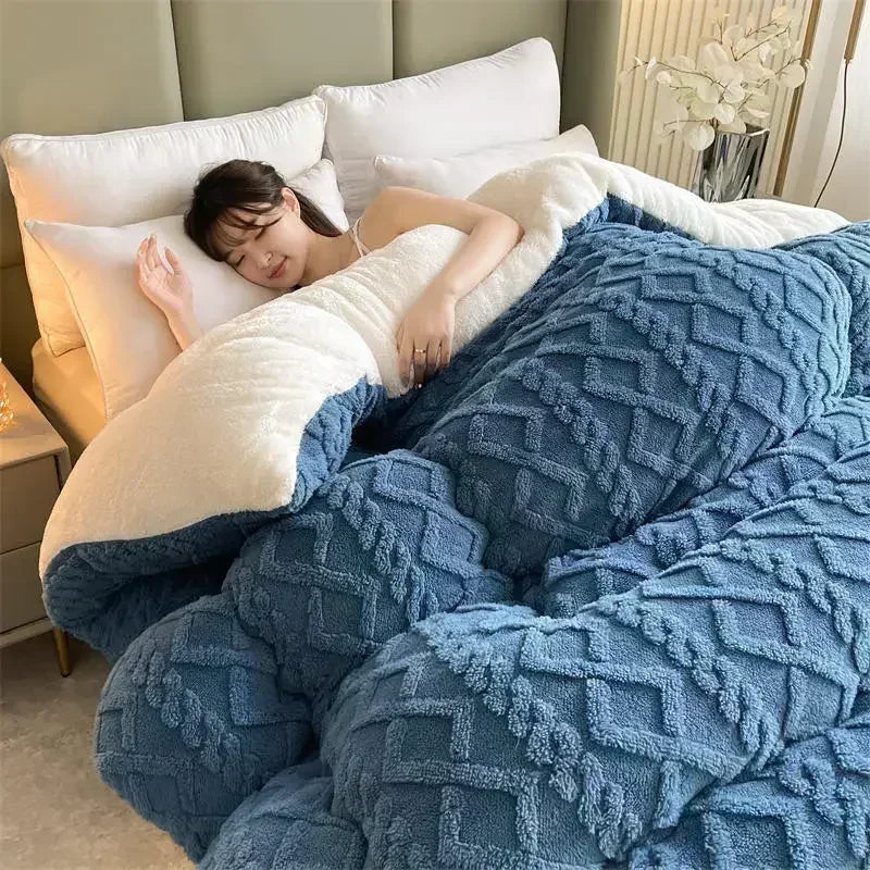 New Super Thick Cashmere Blanket for Bed - Soft & Cozy Weighted Throw