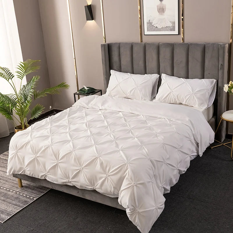 Luxurious Pinch Pleated Duvet Cover Set